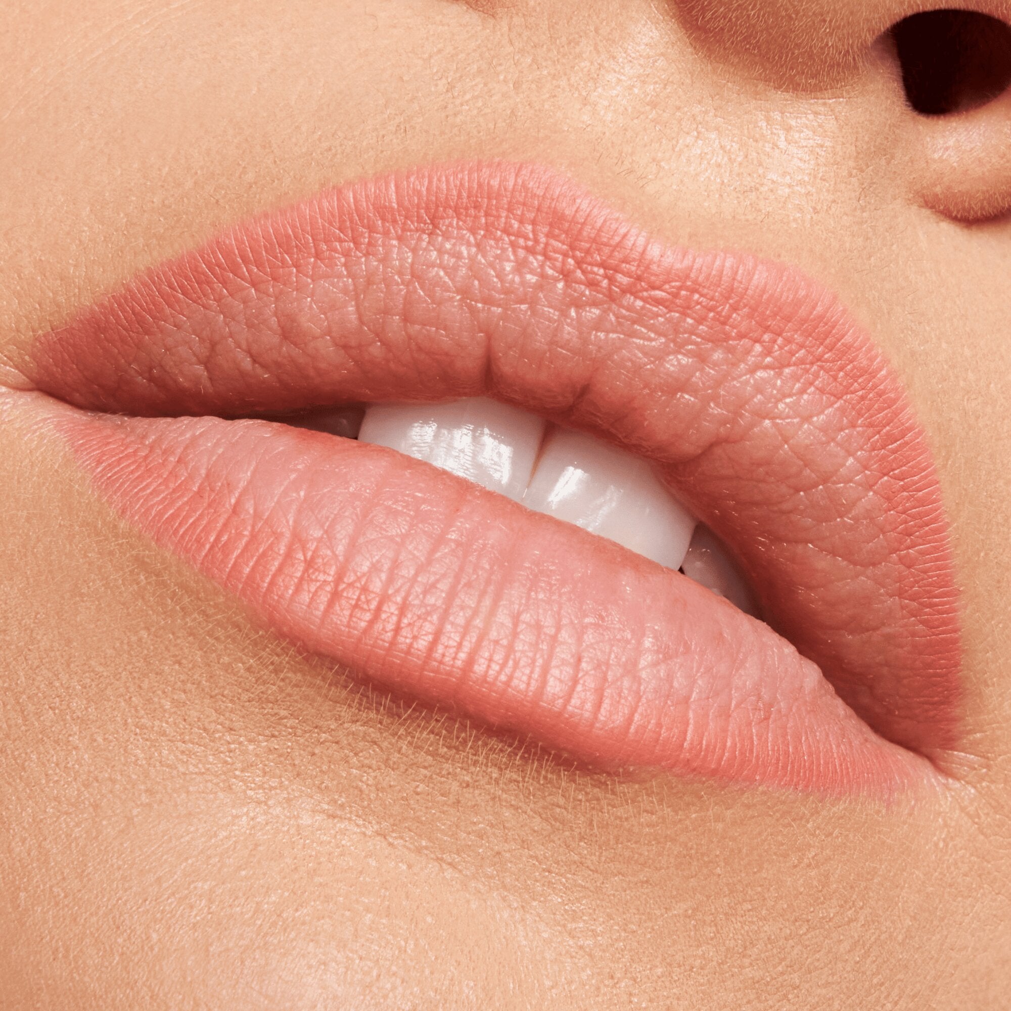 Lápis para Lábios Matte Comfort 8h