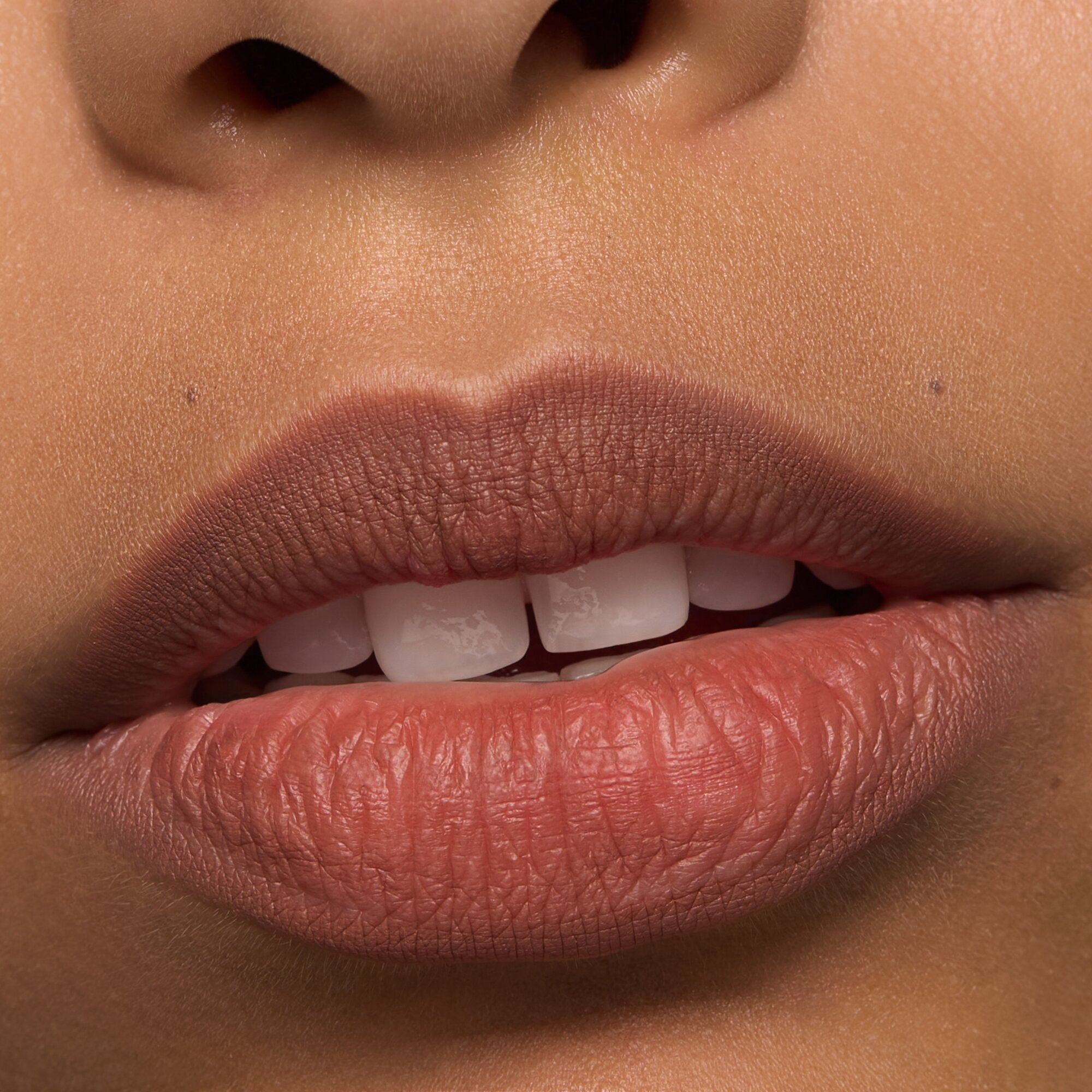 Lápis para Lábios Matte Comfort 8h